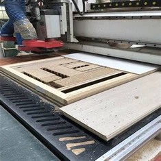 Papan Serpai Teras Pintu Berongga